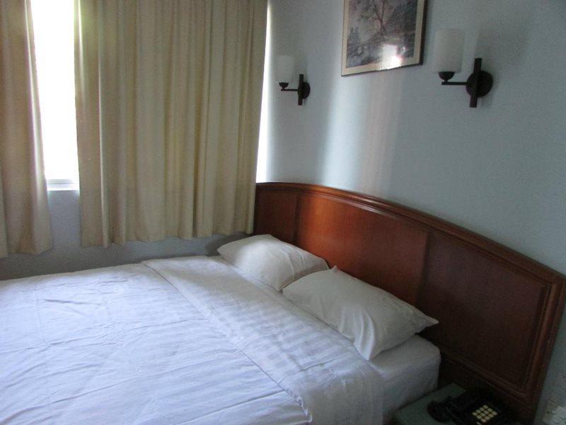 Century Hotel Кота-Кинабалу Экстерьер фото